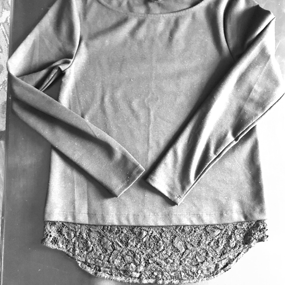 ❤️Ann Taylor Long Sleeve Top
